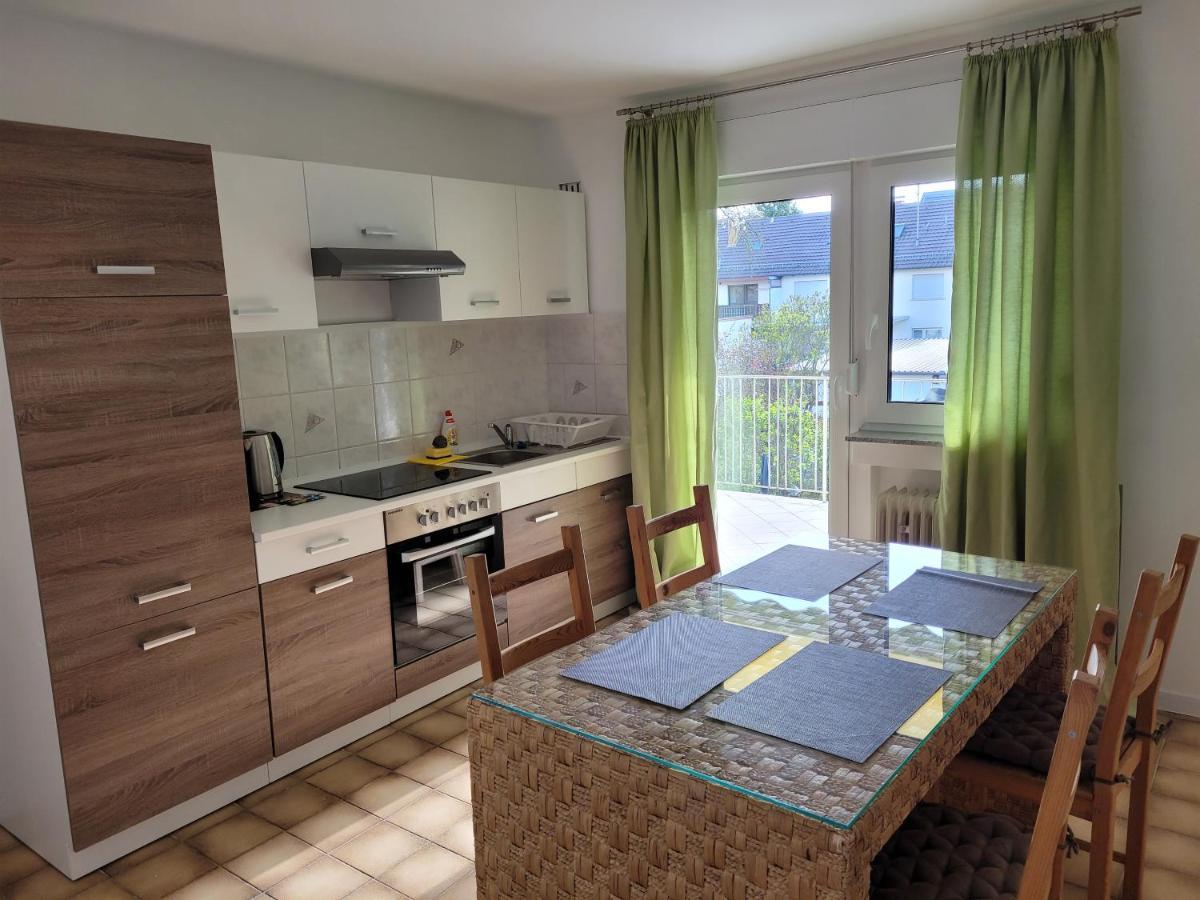 Ferienwohnung Anna Oftersheim Schwetzingen Hockenheim 3 Zimmer Mit Balkon Exterior foto
